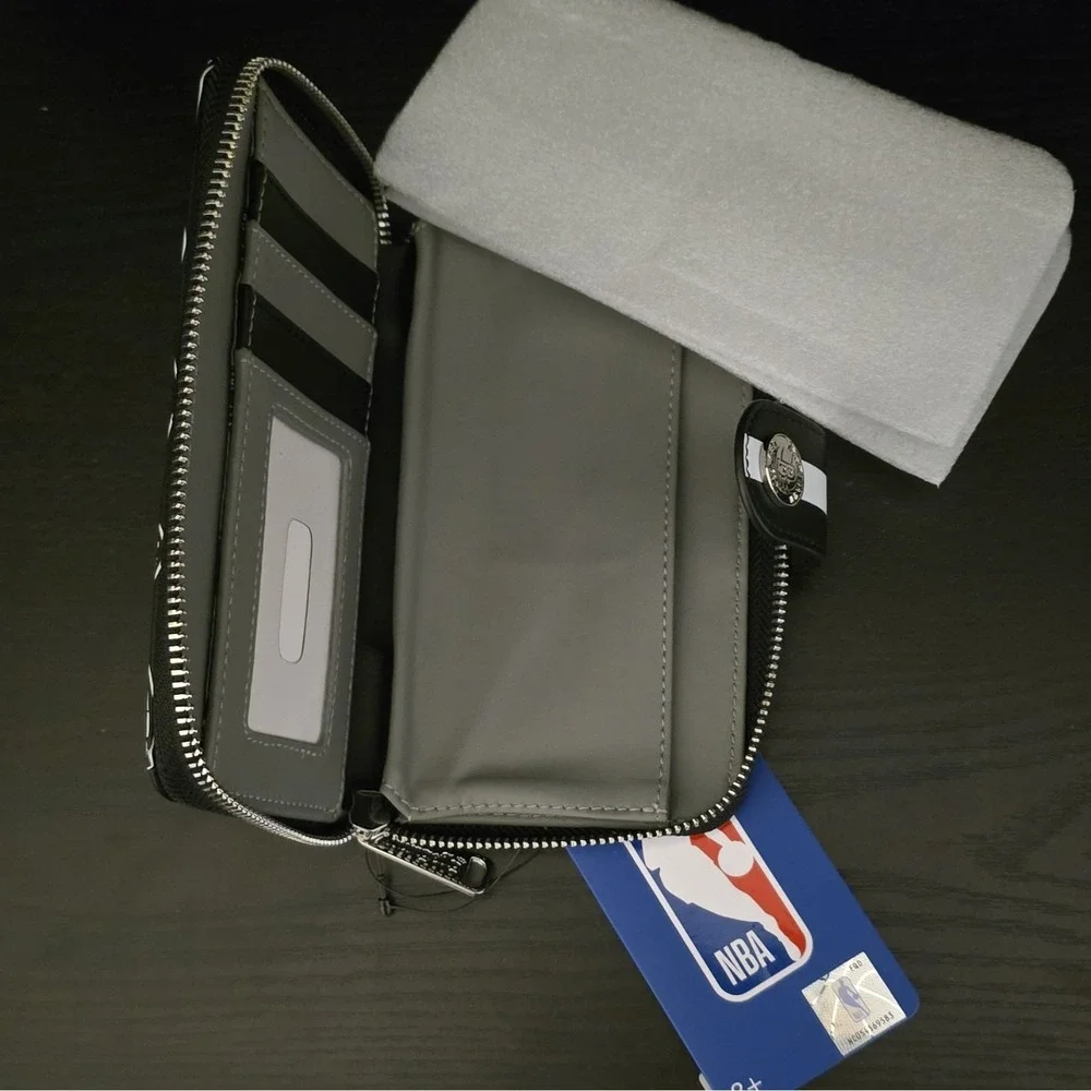 Loungefly Brooklyn Nets NBA Wallet Black White Basketball Official Licensed